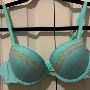 32B Forever 21 Bra